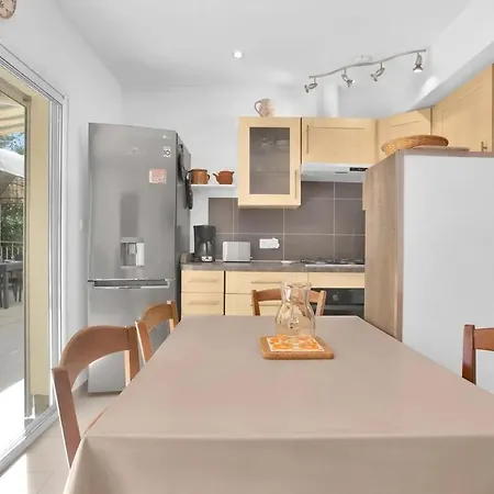 شقة Jolie 60m2 - Proche Des Plages - 5 Min Centre Saint-Raphaël